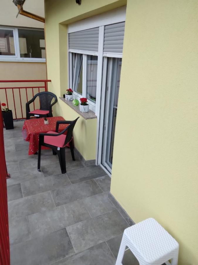 Apartman Josip Gospic Exterior photo