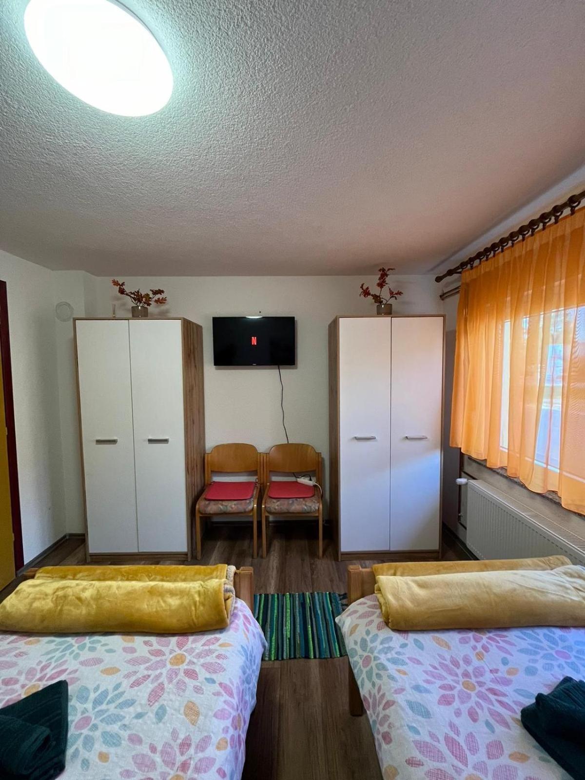 Apartman Josip Gospic Exterior photo