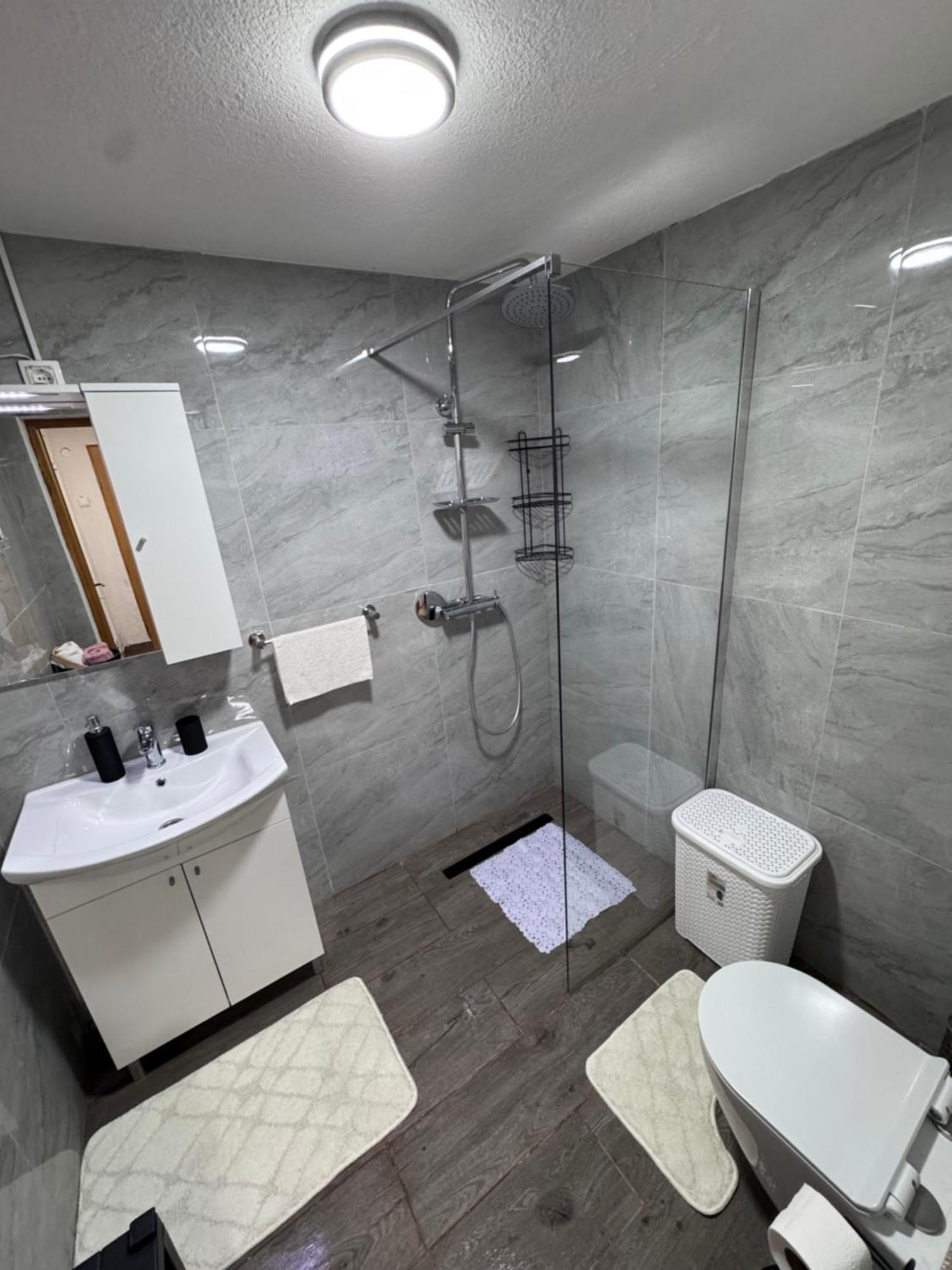 Apartman Josip Gospic Exterior photo