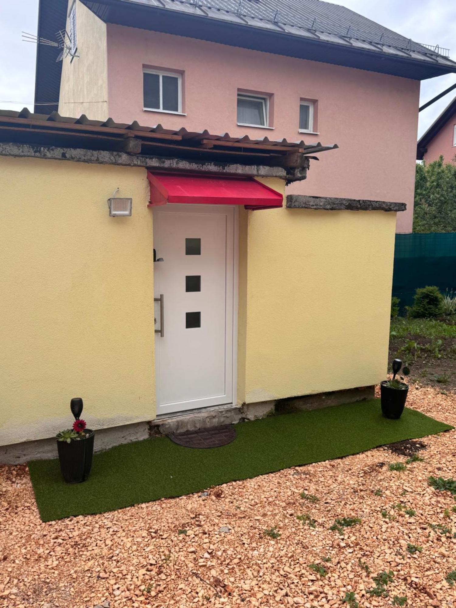 Apartman Josip Gospic Exterior photo